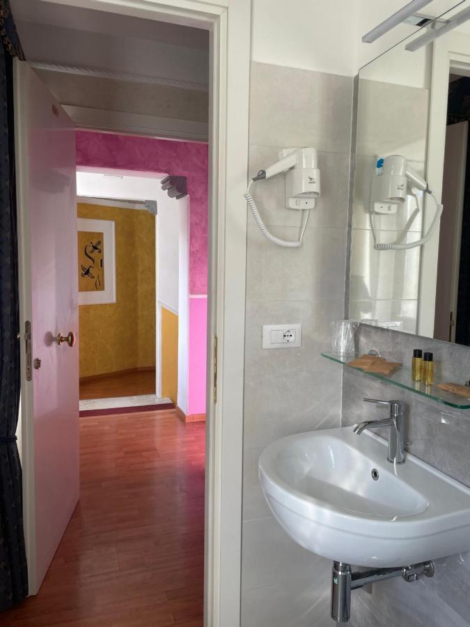 Hotel Divino Amore Баньореджо Екстериор снимка