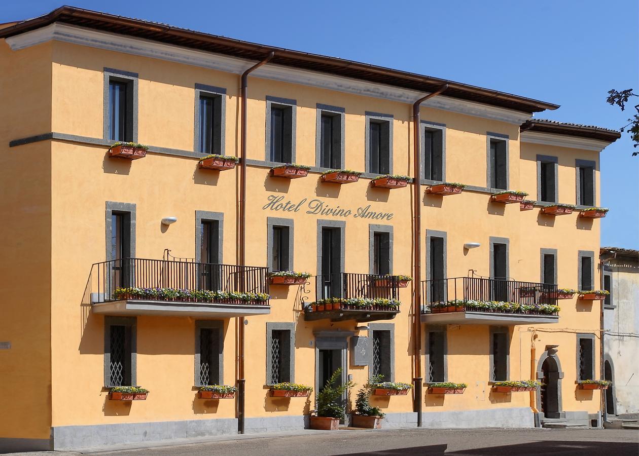 Hotel Divino Amore Баньореджо Екстериор снимка
