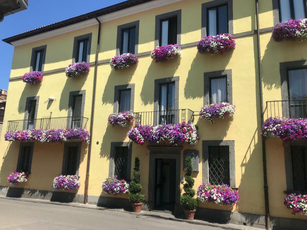 Hotel Divino Amore Баньореджо Екстериор снимка